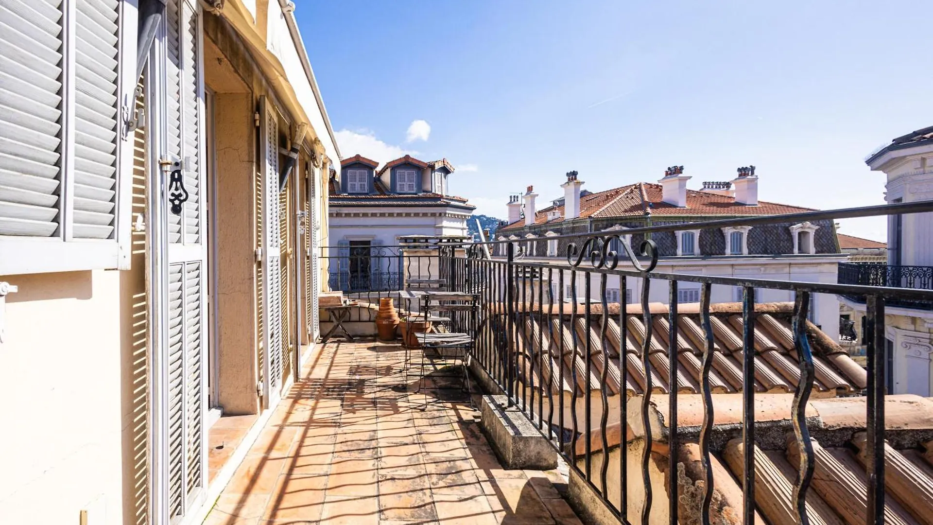 Triplex 150M2 Coeur Vieille Ville Cannes Apartment