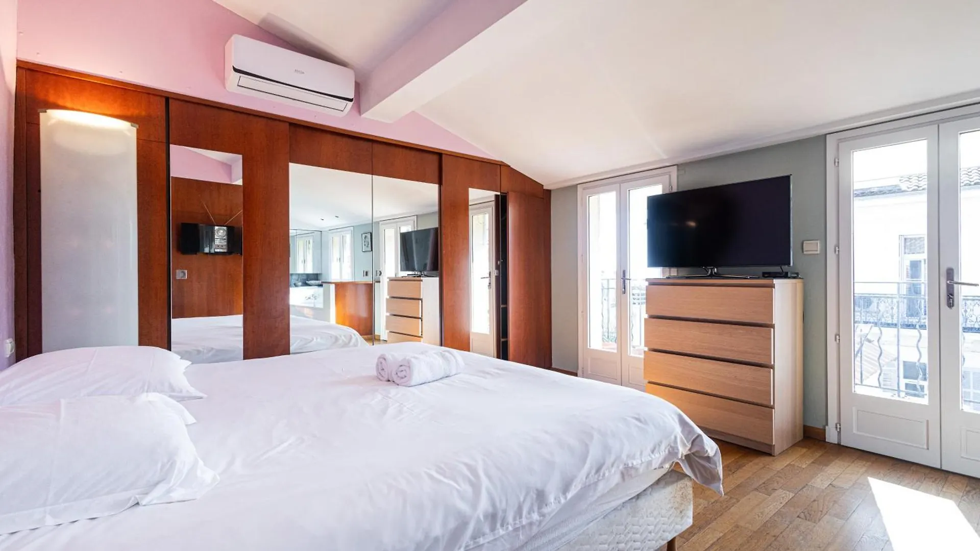 Triplex 150M2 Coeur Vieille Ville 칸느 0*,  프랑스