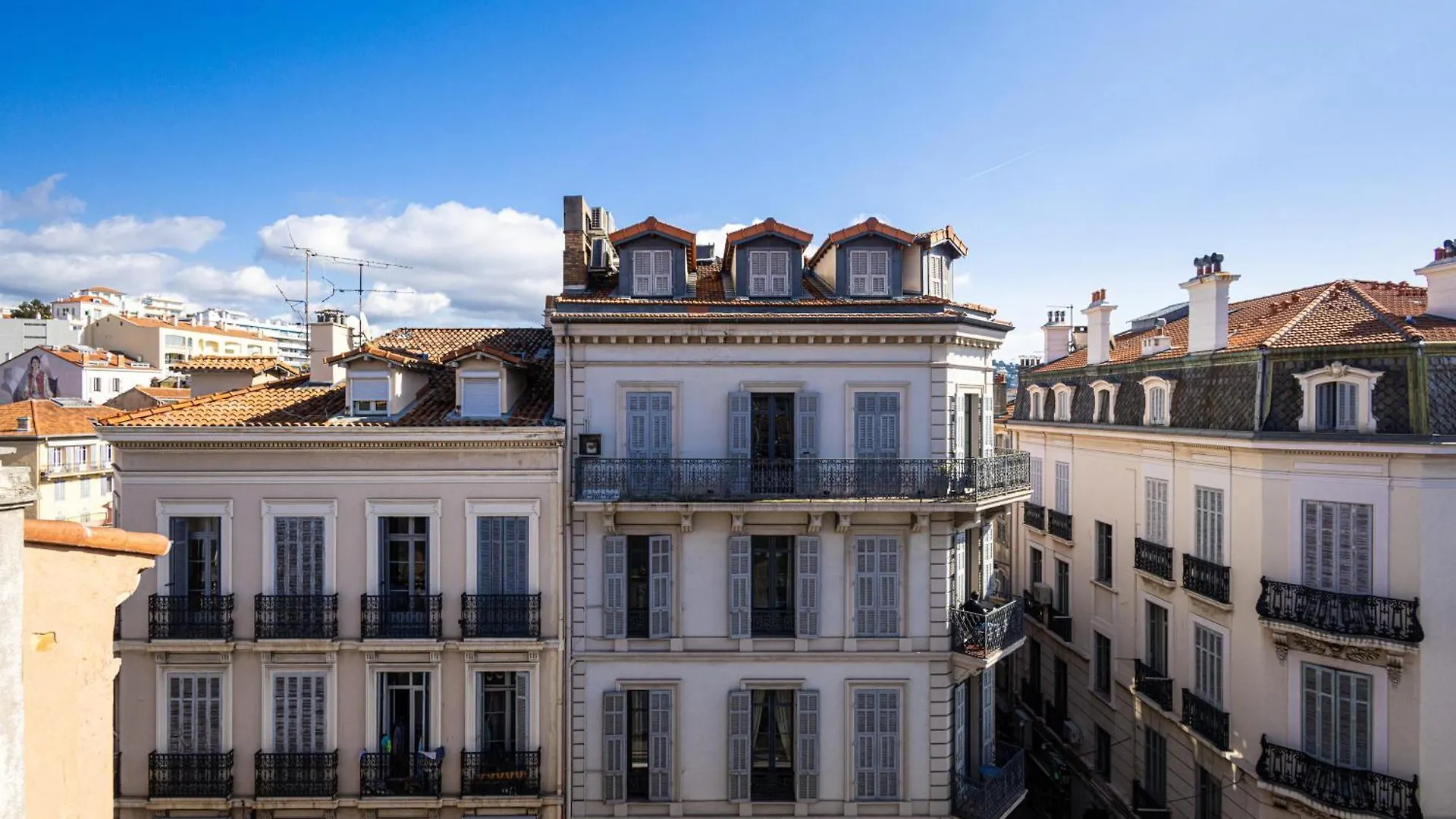 شقة Triplex 150M2 Coeur Vieille Ville كان