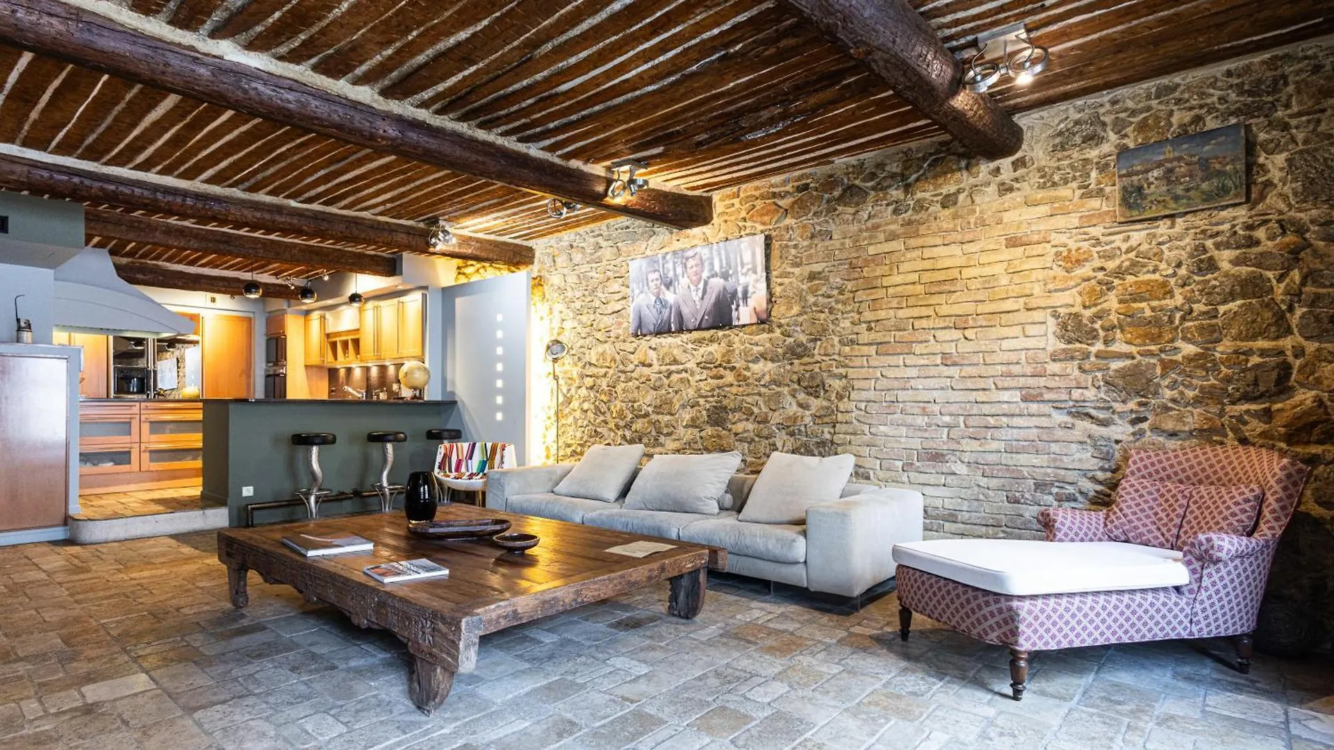 اتصالات Triplex 150M2 Coeur Vieille Ville 